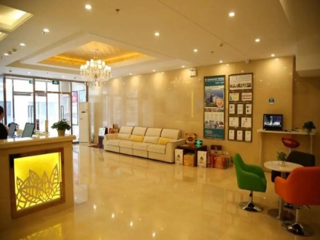 GreenTree Inn HeBei TangShan QianAn Junhe Plaza Business Hotel — фото 1