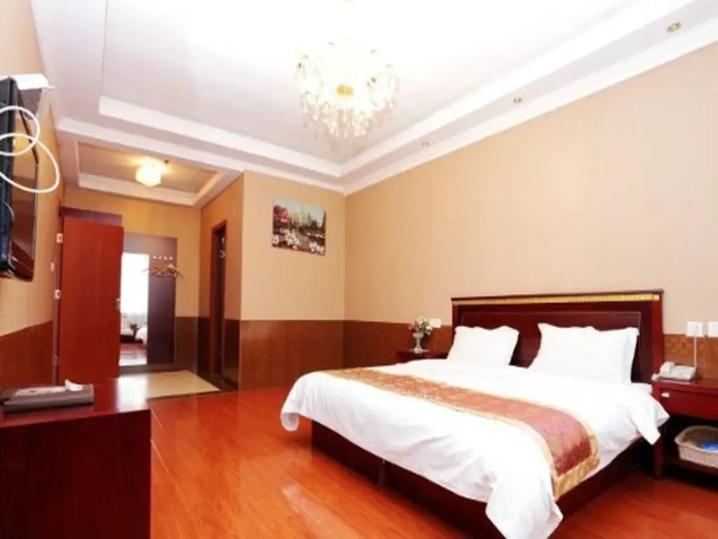 Таншань: GreenTree Inn HeBei TangShan QianAn Junhe Plaza Business Hotel
