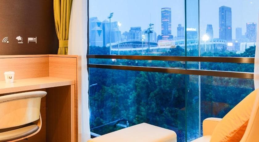 Гуанчжоу: IU Hotel Guangzhou Sports Center Lin He West Metro Branch