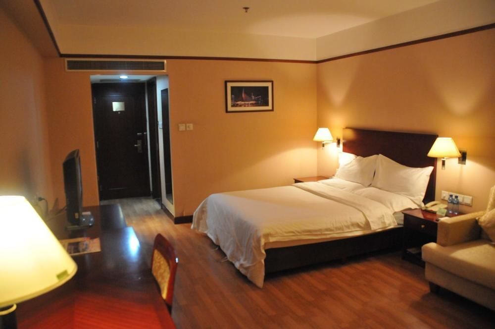 Пекин: Beijing Yantai Mountain Business Club