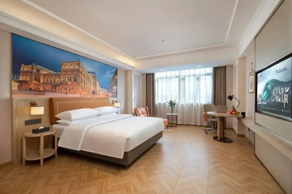 Шэньчжэнь: Vienna Hotel (Shenzhen Longgang Longdong)