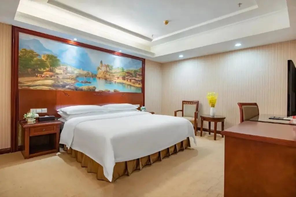 Шэньчжэнь: Vienna Hotel (Shenzhen Longgang Longdong)