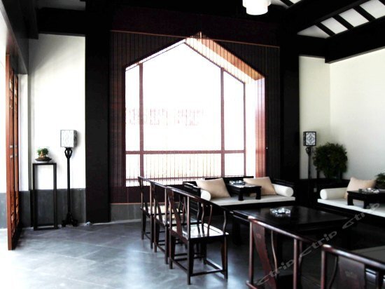 Тяньцзинь: China National Academy of Painting Panlonggu Creative Base