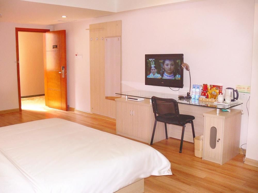 Юйлинь: Yulin Jintone Hotel Yuntian Culture Town Branch