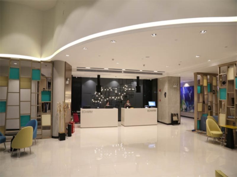 华尚酒店(广西医科大学南湖公园店) — фото 1