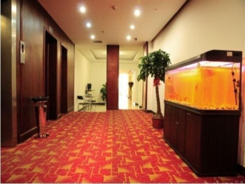 Нанкин: Super 8 Hotel Nanjing Tangshan Hotel