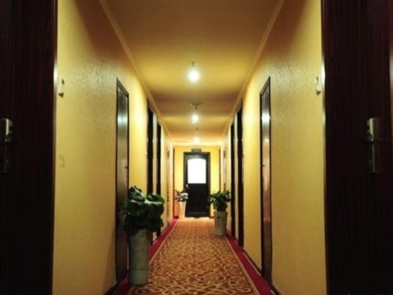 Нанкин: Super 8 Hotel Nanjing Tangshan Hotel