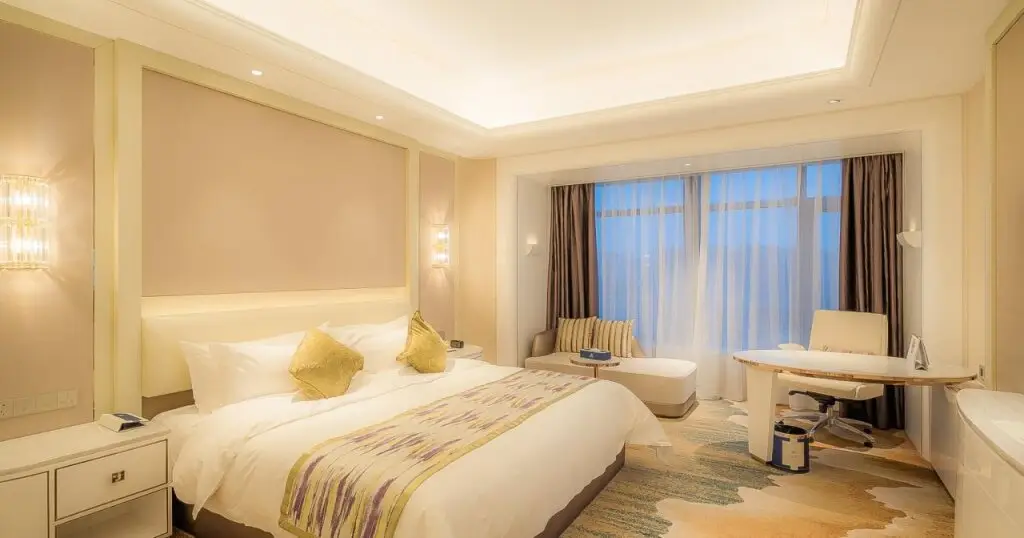 Шанхай: Shanghai Ship Hotel