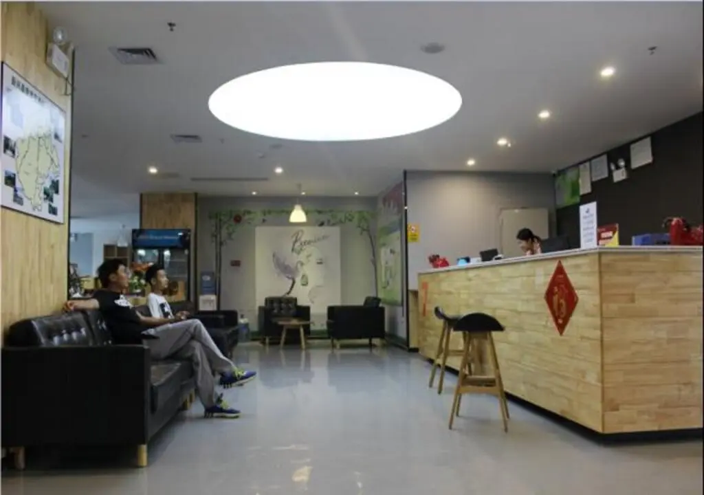 Юньфу: 7 Days Premium Yunfu Xinxing Coach Terminal Branch