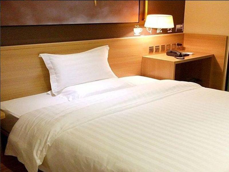 Чэнду: IU Hotel Chengdu Shuangliu International Airport