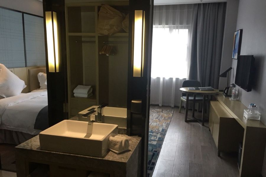 Наньнин: Echarm Hotel Nanning Dongge Road Metro Station Sanyuehua