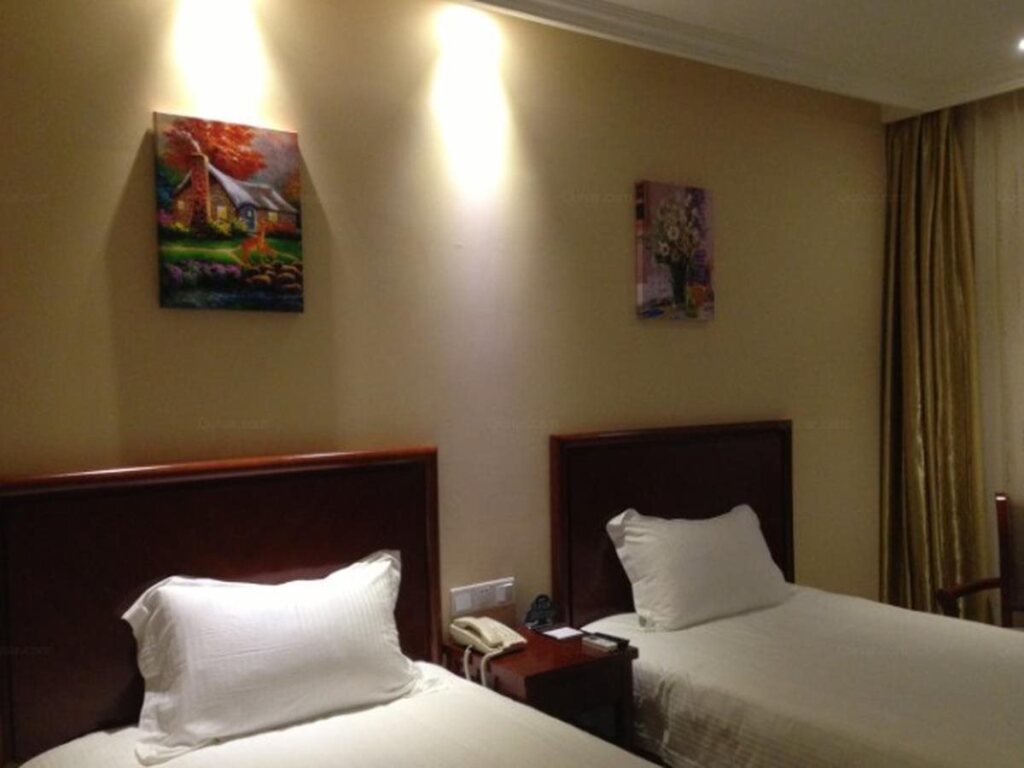 GreenTree Inn Jiangsu Wuxi Nanchang Walking Street TonGYAng Road Business Hotel — фото 1