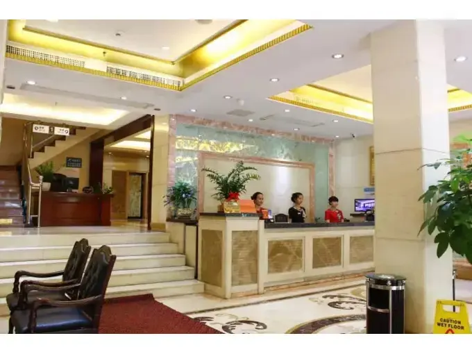 Чжухай: Zhuhai Xinhualian Business Hotel