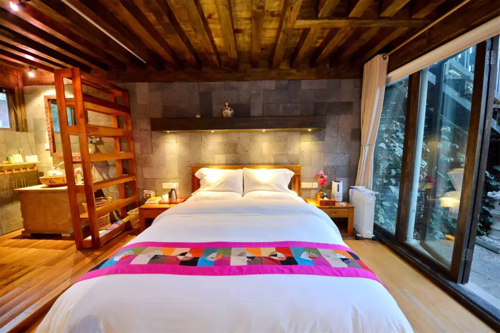 Лицзян: Lijiang Shuhe Youyiju Private Club
