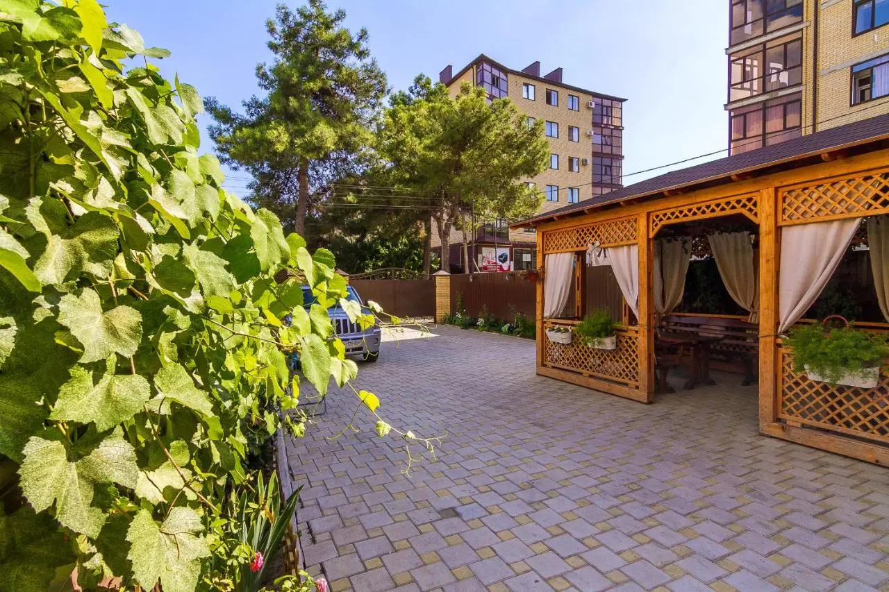 Анапа: Гостевой дом HOUSERICH