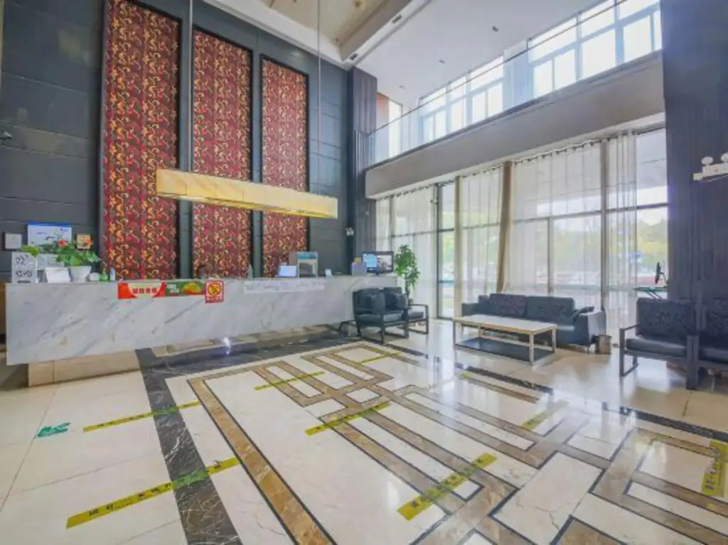Шанхай: Homeinn Pebble Hotel (Taicang Bus Terminal)