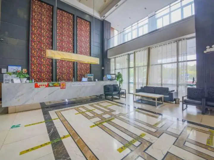 Шанхай: Homeinn Pebble Hotel (Taicang Bus Terminal)