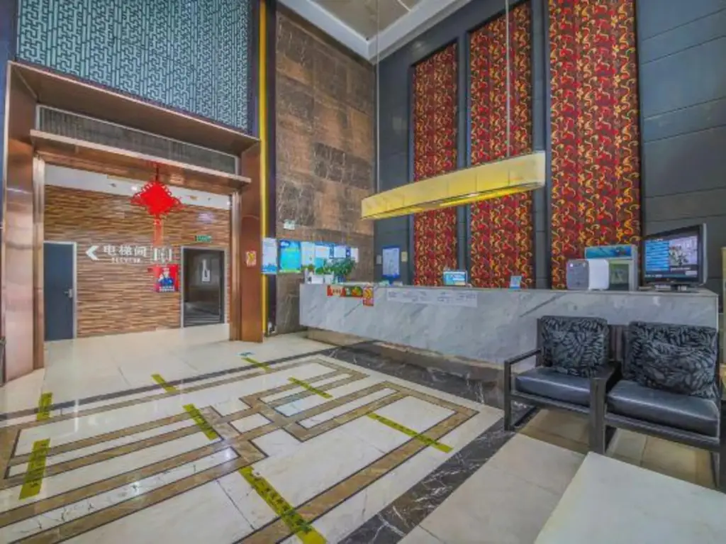 Шанхай: Homeinn Pebble Hotel (Taicang Bus Terminal)