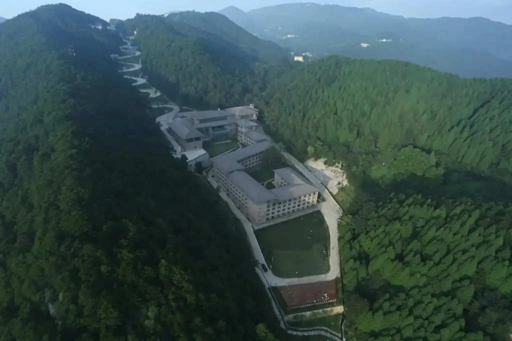 Цзюцзян: Howard Johnson Huaihai Resort Lushan