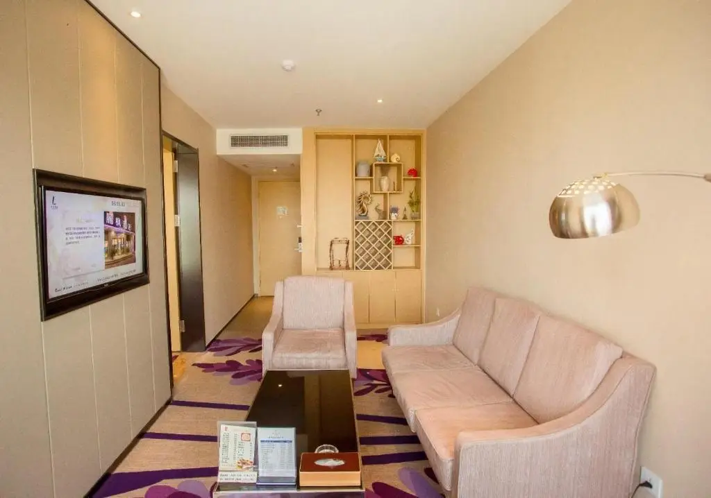 Жичжао: Lavande Hotel Rizhao East Haiqu Road RT-Mart