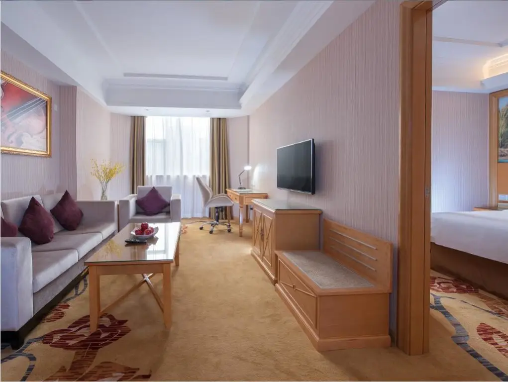 Шэньчжэнь: Vienna Hotel Shenzhen Honghu Branch