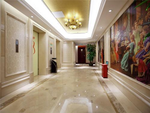 Гуанчжоу: Vienna Hotel Guangzhou Airport 2nd Branch