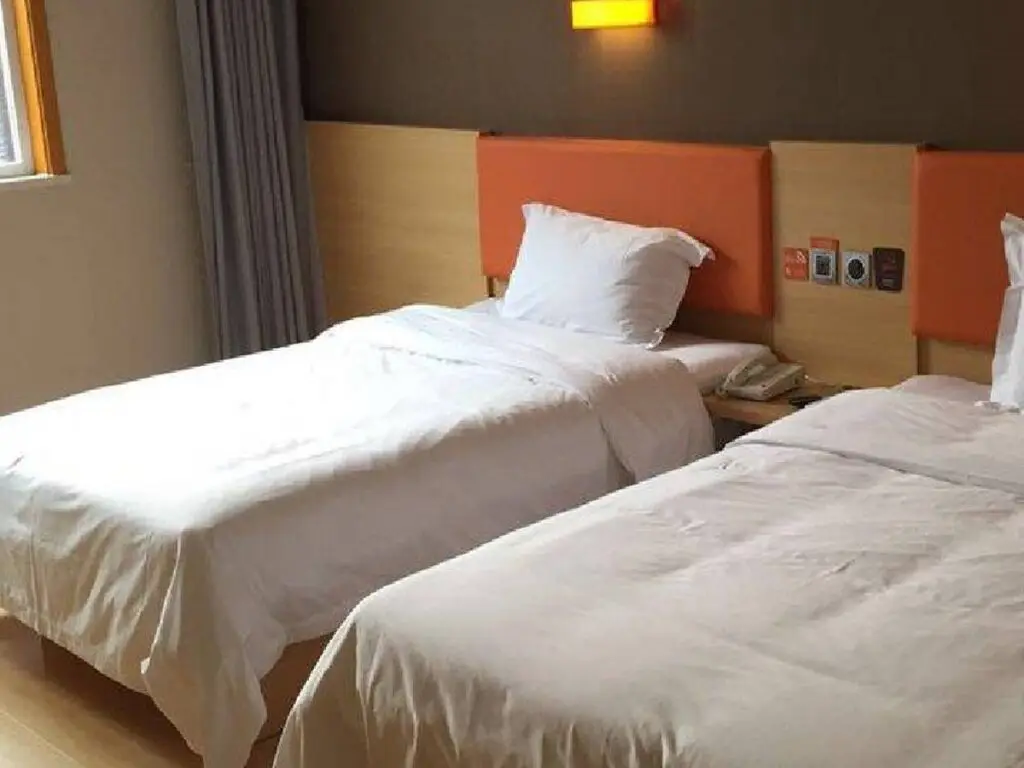 Пекин: 7 Days Premium Beijing Gulou Houhai Branch