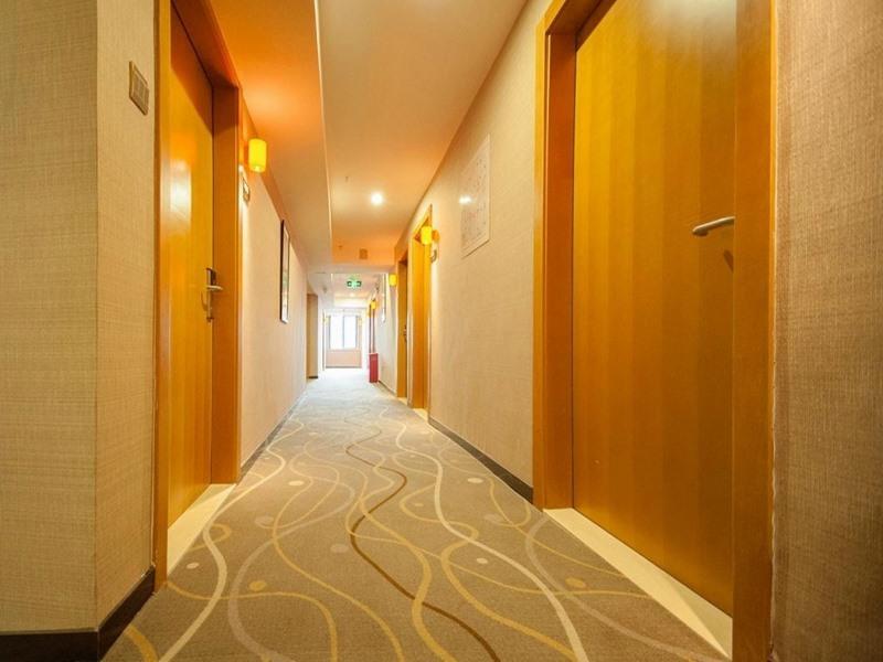 Чунцин: GreenTree Alliance Hotel Chongqing Jiefangbei Walking Street