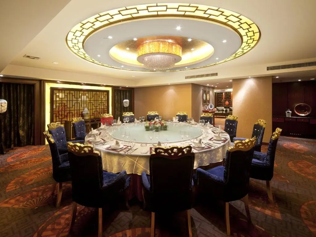 Уси: Yixing Grand Hotel