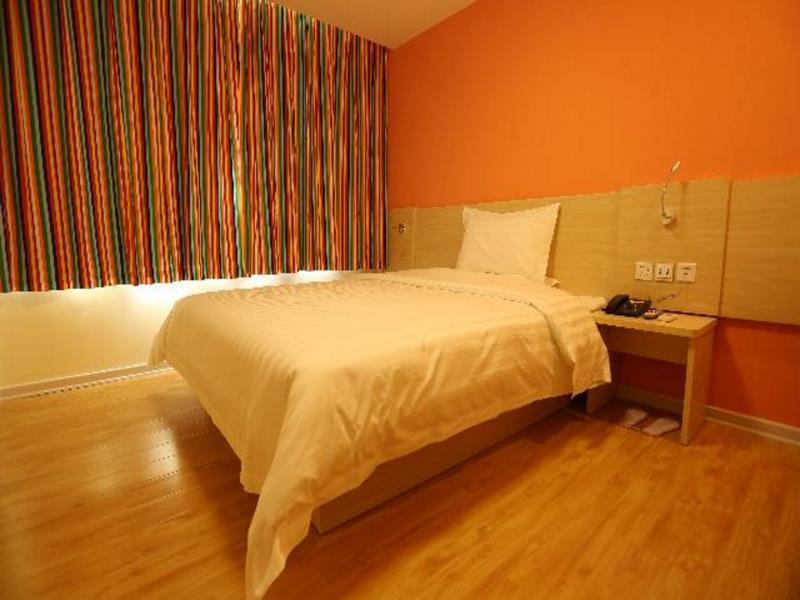 Чэндэ: 7 Days Inn Chengdu Imperial Summer Resort East Gate Branch