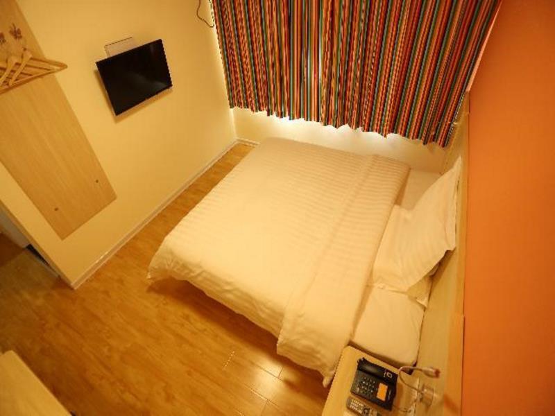 Чэндэ: 7 Days Inn Chengdu Imperial Summer Resort East Gate Branch