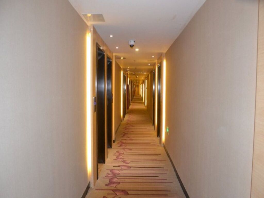 Шанхай: Lavande Hotel Shanghai Zhangjiang Guanglan Road Subway Station Branch