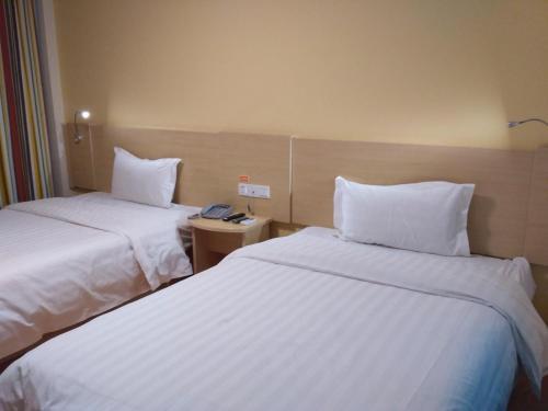 Кандин: 7 Days Inn Kangding Ke Yun Zhong Xin Zhan Branch