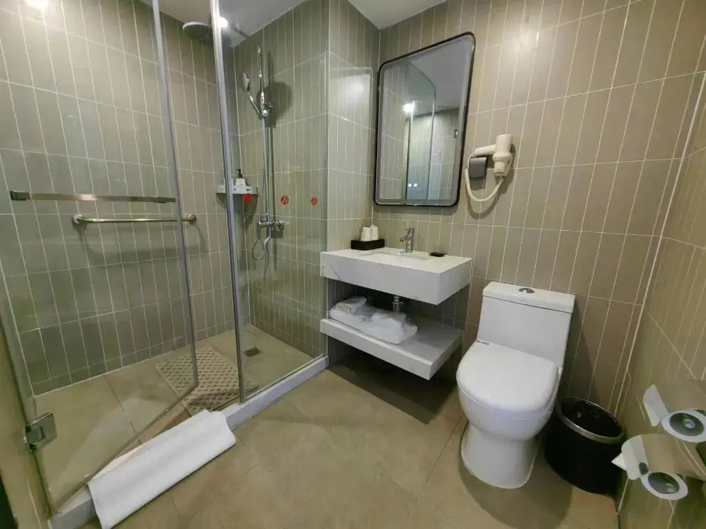 Циндао: Jinjiang Inn Select Qingdao International Exibition Centre Miaoling Road