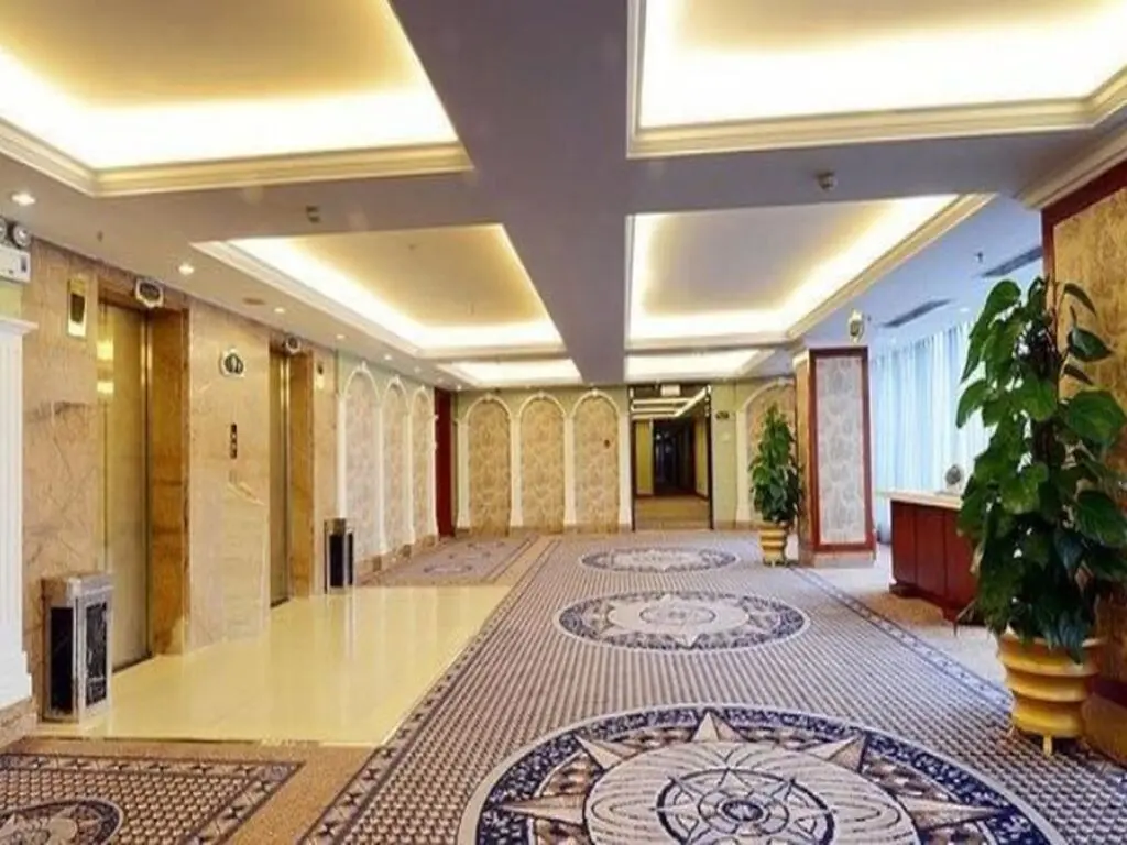 Сянфань: Vienna Hotel Xiangyang Zhongyuan Road