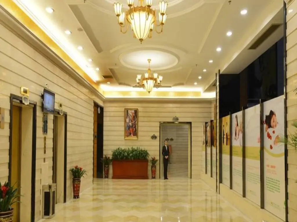 Сянфань: Vienna Hotel Xiangyang Zhongyuan Road
