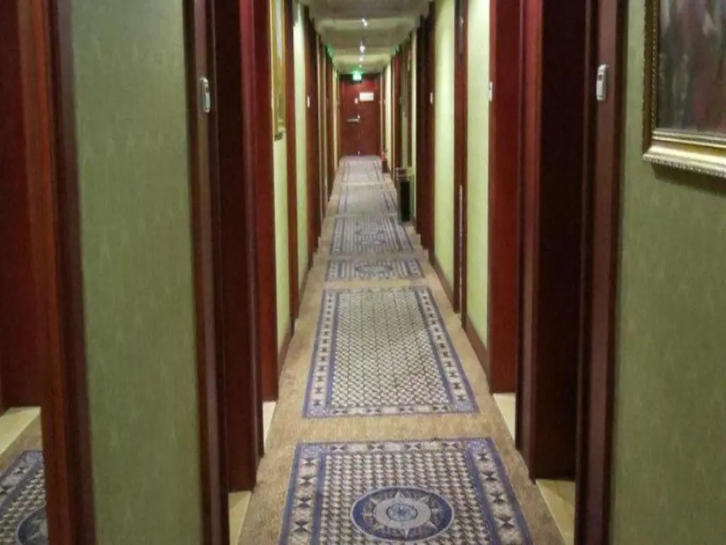 Сянфань: Vienna Hotel Xiangyang Zhongyuan Road