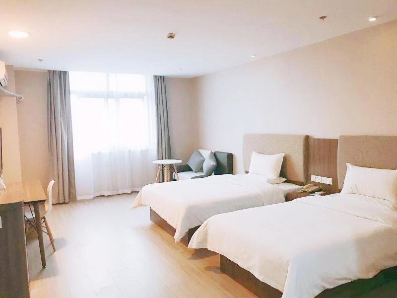 Шанхай: Hanting Hotel Shanghai Waigaoqiao Free Trade Zone Gaojin Road