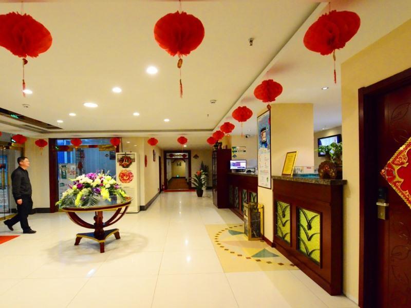 Пэнлай: GreenTree Inn Shandong Yantai Penglai Pavilion Bus station Express Hotel