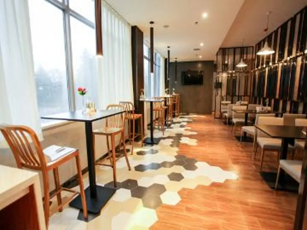 Сянфань: Jinjiang Inn Select Xiangyang Zuanshi Road Checheng West Road Branch