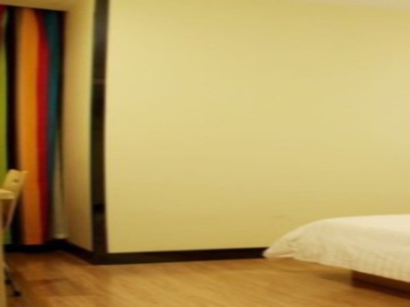 7 Days Inn Honglan Road Da Run Fa Branch — фото 1