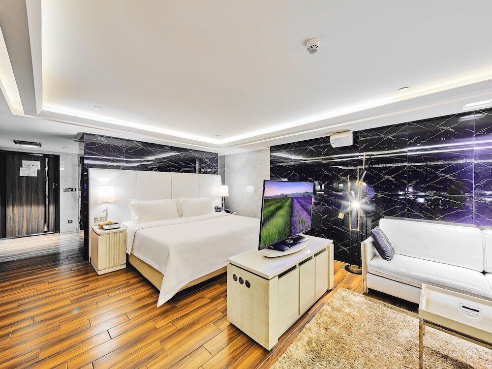 KE Hotel — фото 1