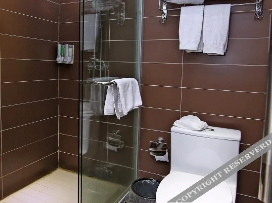 Шанхай: FX Hotel