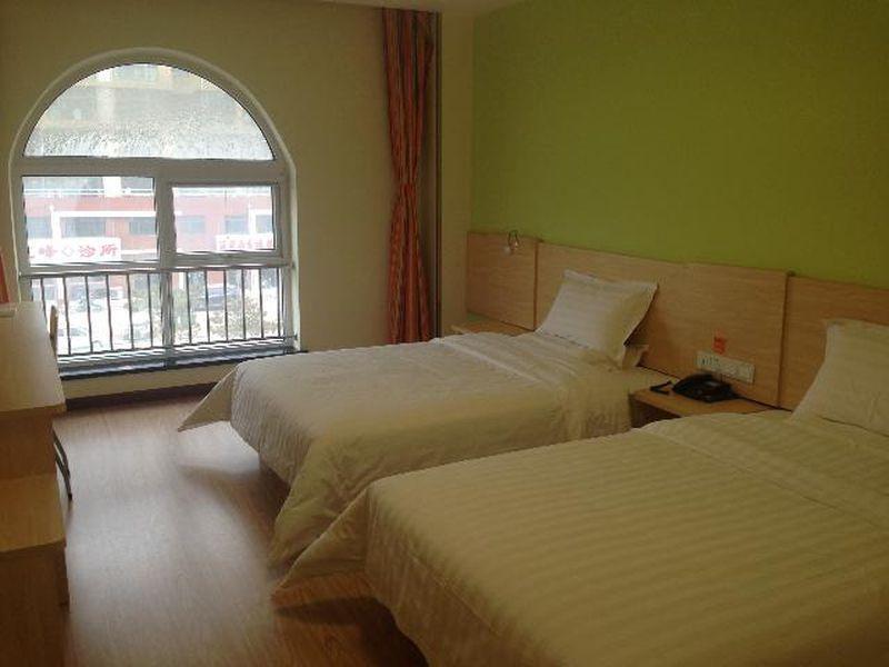 Таншань: 7 Days Inn Tangshan Caofeidian Nanbao Development Zone Branch