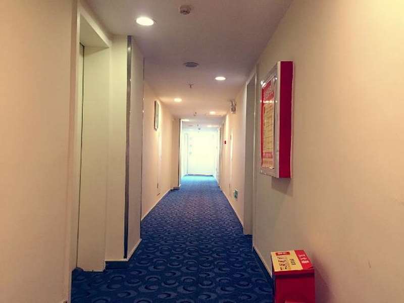 Цзуньи: 7 Days Inn Zunyi Railway Station Branch