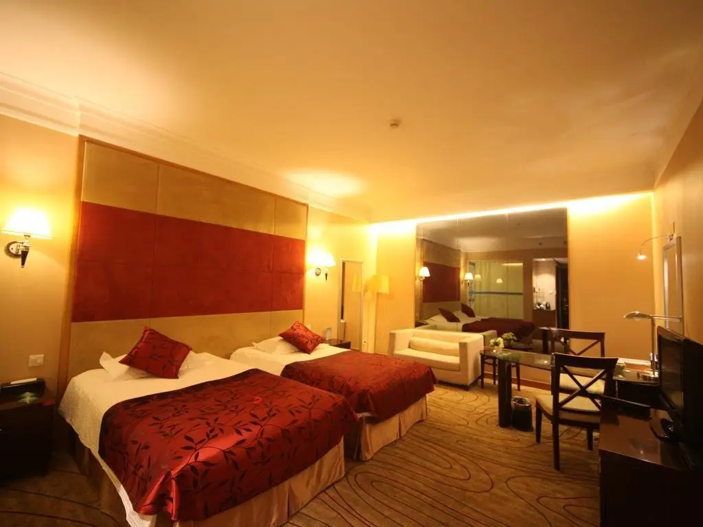 Циндао: Qingdao Ocean Hotel