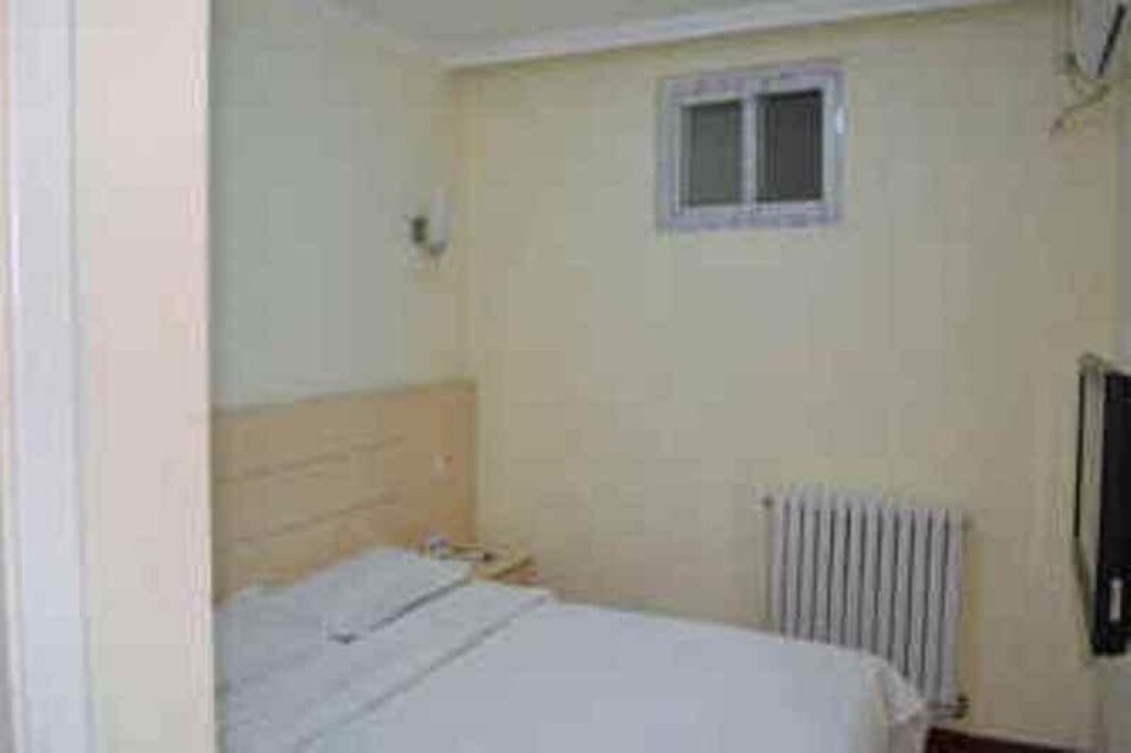 Пекин: Super 8 Hotel Beijing Nan Zhan Si Lu Tong