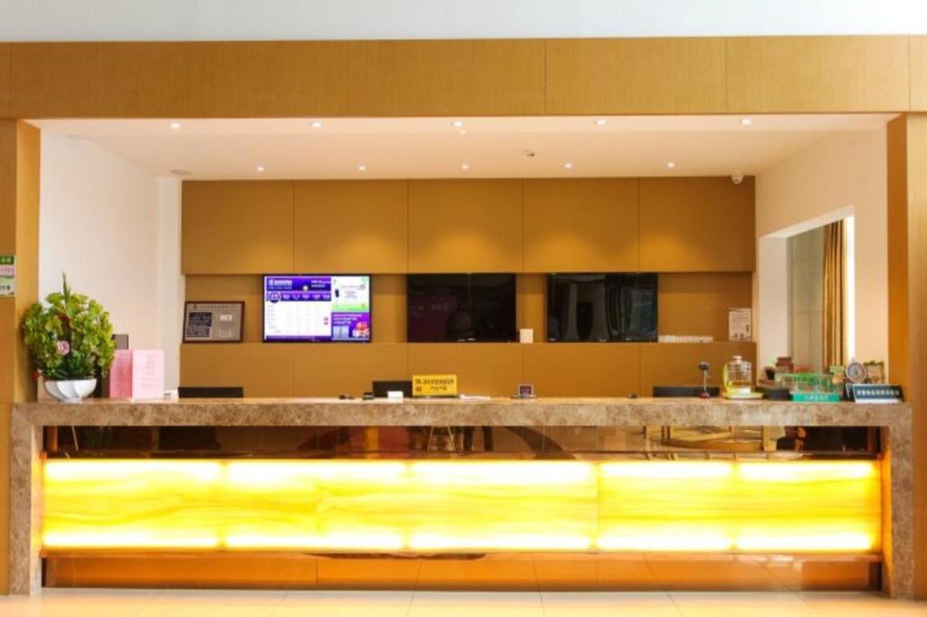 Уси: GreenTree Inn Jiangsu Wuxi Jiangyin Yunting Changshan Avenue ChenGYAng Road Business Hotel
