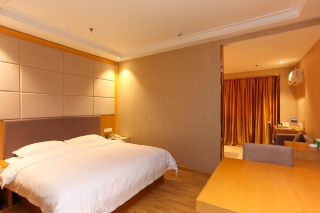 GreenTree Inn Jiangsu Wuxi Jiangyin Yunting Changshan Avenue ChenGYAng Road Business Hotel — фото 1