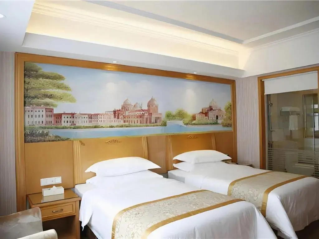 Фошань: Vienna Hotel Foshan Lingnan Pearl Gymnasium
